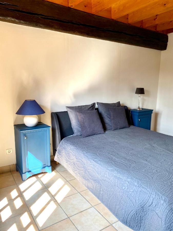 Bed and Breakfast Domaine Du Cellier De La Couronne Sézanne Exteriér fotografie