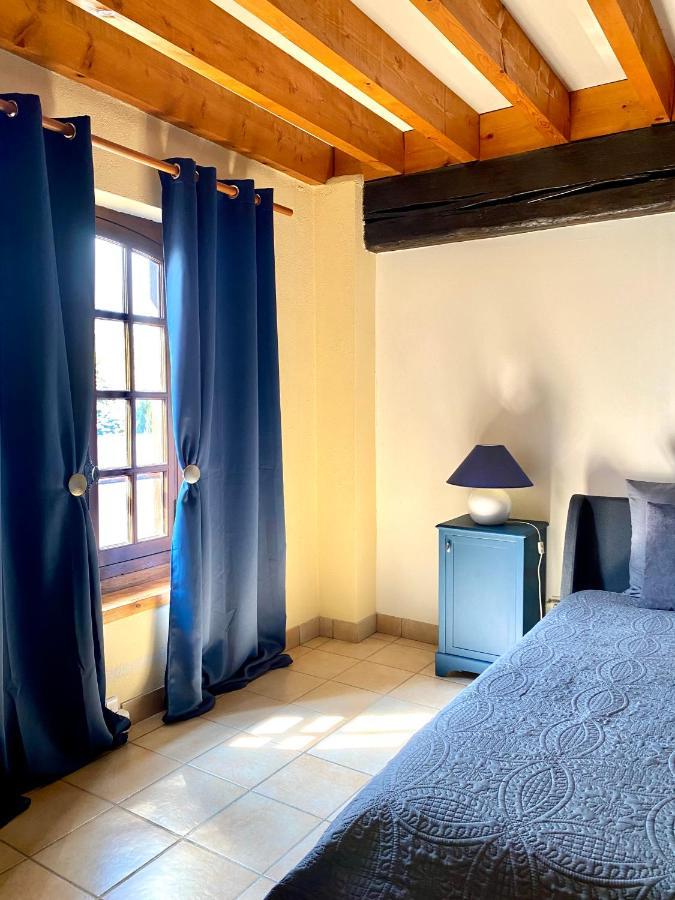 Bed and Breakfast Domaine Du Cellier De La Couronne Sézanne Exteriér fotografie
