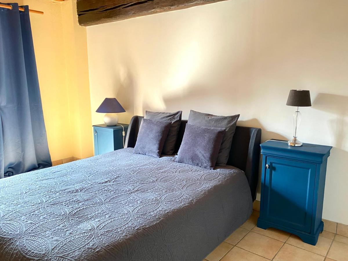 Bed and Breakfast Domaine Du Cellier De La Couronne Sézanne Exteriér fotografie
