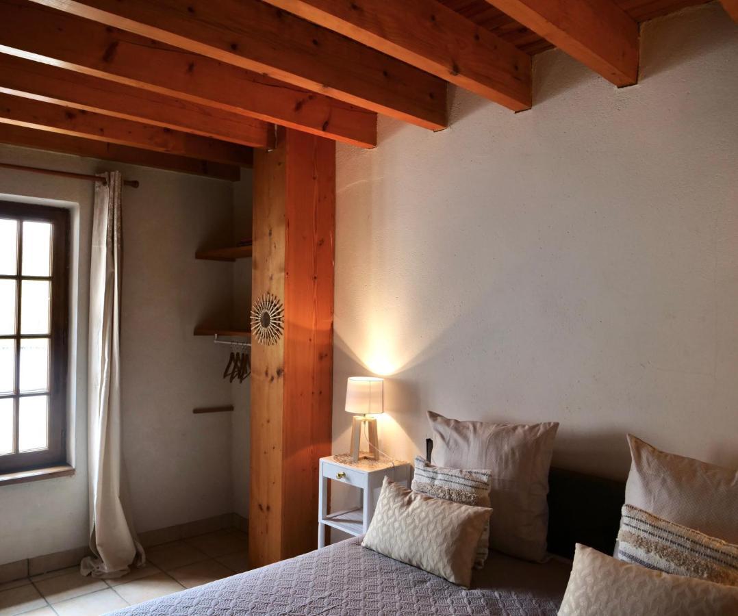 Bed and Breakfast Domaine Du Cellier De La Couronne Sézanne Exteriér fotografie